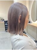 ショートボブハイトーンミルクティーベージュカラーダブルカラー