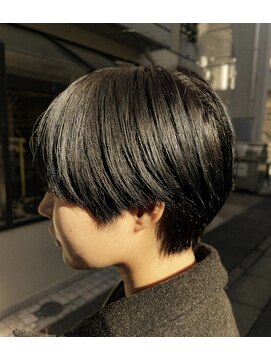 ロッソサンテ(rosso sante) 黒髪 マッシュショート