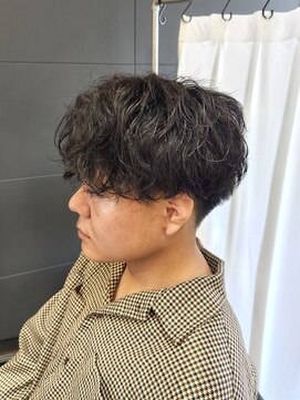 ニアウ 伊勢崎連取店(Niau) 刈り上げマッシュ波巻きスパイラルシャドウパーマ