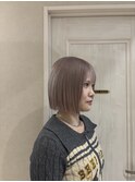 シルバーグレージュ / 小顔に見せるヘア mai