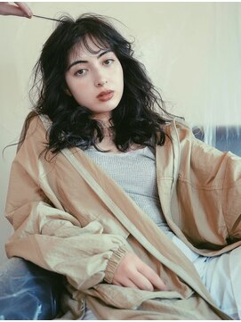 レス 伏見(LESS) ロングヘア