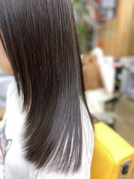 ブレイブシザー(BRAVE SCISSOR) 柔らかレイヤー×美髪ストレート