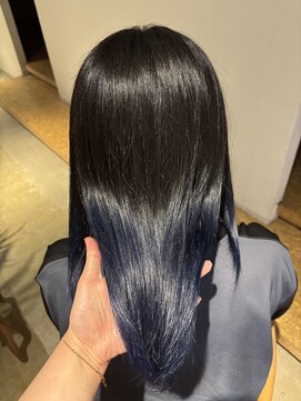 セブンベルベット(7 Velvet) ネイビーブルー【円口睦】