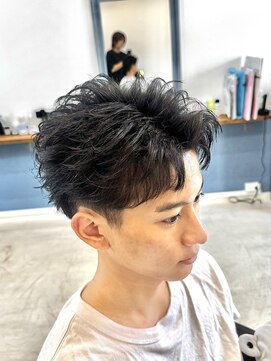 イロ 成田(iLo) メンズショート