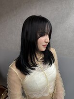 ジーナ 福岡天神(Zina) ミディアムヘア/暗めカラー/デザインカラー/髪質改善