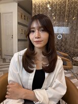 ロンドアベニール 北千住(Lond avenir)&nbsp;オリーブグレー/韓国風巻き/レイヤーカット/髪質改善/縮毛矯正