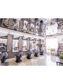 繰り返す白髪染めも安心！髪と頭皮をいたわる和漢＆オーガニックカラーで、艶やかな大人髪へ☆