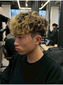スパイキーショート フェード スペインカール ルーズパーマ