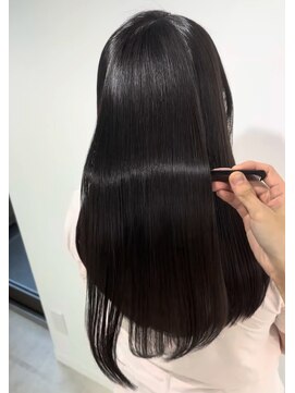 リエル(LIERU) ツヤ感縮毛矯正