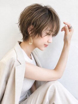 ラブレス グランフロント大阪(LaBless)の写真/美容界を牽引する実力派。骨格・髪質・クセを見極める高技術で一人ひとりに似合うショートをご提案。