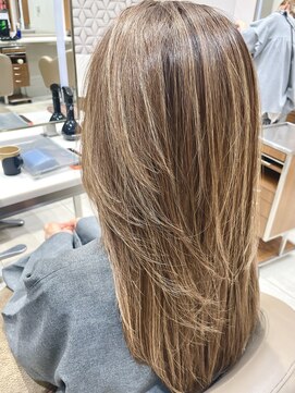 ピークアブー アヴェダ ギンザシックス(PEEK-A-BOO AVEDA GINZASIX) ハイライトとグラデーションカラー