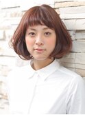 ショートバングでつくるガーリーボブ