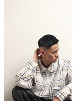 メリケンバーバーショップ フクオカ(MERICAN BARBERSHOP FUK)&nbsp;サイドパートショートセミウェットワイルドツーブロックテクノ13