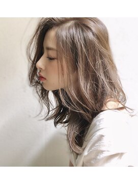 チョビー 銀座(chobii) [桜井]デジタルパーマイルミナカラー グレージュカラー