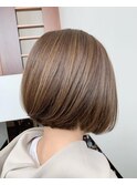 伸ばし中も綺麗なボブ