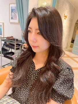 ロンド ストラーダ 心斎橋(Lond strada) セクションカラーペールベージュ