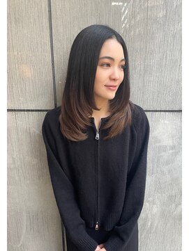 ディオ アンド ルーチェ(Dio&Luce) 内巻き／ミディアム