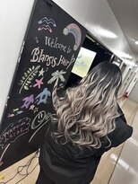 ブランシスヘアー(Bulansis Hair)&nbsp;シルバーグラデーションエクステ