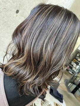 ニーゼロゼロナナ(2007) ハイライトカラー