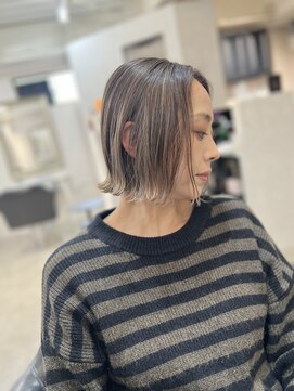 ジーレ(jiire) 細めハイライトで作る白髪活かしハイライト