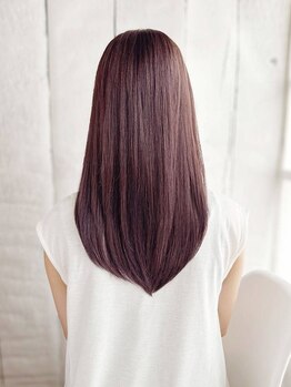 レガロ(REGALO)の写真/【縮毛矯正¥10400/前髪・顔周り¥7100】ナチュラルストレートへ♪最高のツヤ感と手触りに感動間違いなし！