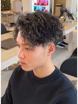 リア 近鉄八尾店(Lia) ツイストスパイラルパーマ