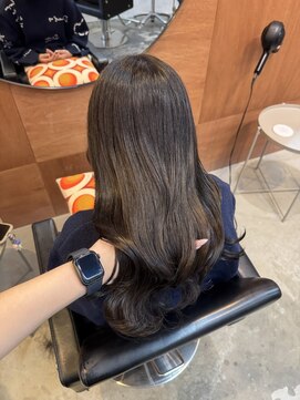 チャプター 問屋町(chapter) 透明感ケアカラーオリーブグレージュ顔まわりレイヤーカット韓国