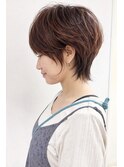 白髪ぼかしで若見えする大人ウルフショート
