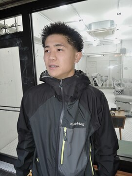 ウェルネス(Wellness) 刈り上げショート