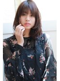 大人可愛いミディアムレイヤー