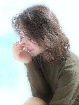 アイビー(Ivy) 柔らかい動きをつけた低温デジタルパーマ