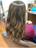 うるツヤグラデカラー×モテ系ゆるふわロング