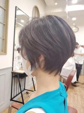 グランシュ 青葉台店(GranCieux) 大人可愛い前下がりショート☆