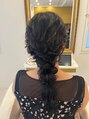 クィーンズ 結婚式のヘアアレンジ/編みおろしスタイル