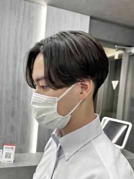 リード(REEED) センターパート/マッシュ/縮毛矯正