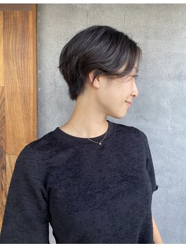 ハグ 横浜(HUG) ハンサムショート