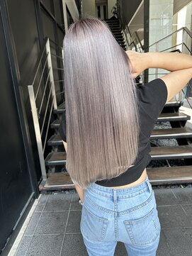 ロンド レア 天神大名店(Lond Le’a) デザインカラー/レイヤーカット/ウェットヘア/オリーブベージュ