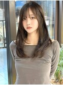 毛先軽めがポイントのワンホンレイヤー 韓国ヘア 顔周りカット