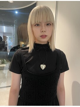 ユルク トウキョウ(jurk tokyo) ブリーチ1回で出来る抜きっぱなしブロンド