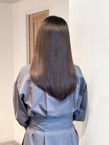 ネイヴィル オモテサンドウ(navile omotesando)&nbsp;ラベンダーグレージュで透ける艶髪