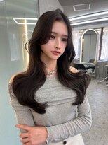 ボタン ハカタ(VOTAN hakata)&nbsp;センターパート/くびれ巻/前髪なし