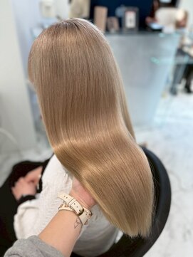 ベレーザシェルト(Beleza scelto) 13834ブリーチ&ダブルカラー韓国レイヤーホワイトブロンド