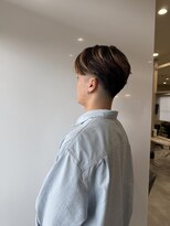 ヨロ(YoLo.)&nbsp;フェードカット　担当川角