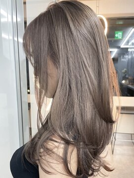 ラキング ギンザ トウキョウ(LAKING GINZA) [銀座駅/ブリーチ/ハイトーンカラー/髪質改善/レイヤーカット]