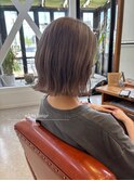 ブロンド♪ホワイトページュ×切りっぱなしボブ
