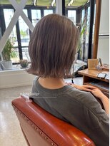パル バイ ラベスト(Pal by lovest) ブロンド♪ホワイトページュ×切りっぱなしボブ