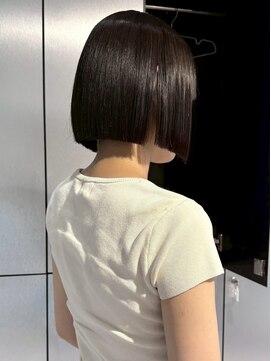 ヴィヴィー 福岡天神店(VIVIE) トレンド艶ストレートボブ