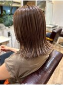 外ハネ チョコレートブラウン ハイライト20代 ストレート