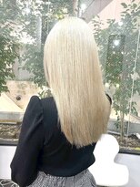 ファブルヘア(FABLE HAIR) White blond