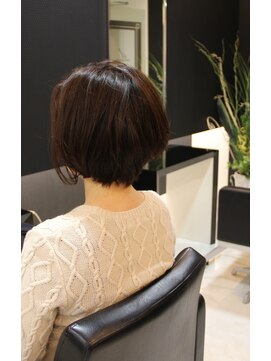 ディーヘアーデザイン(d.HAIR DESIGN) 大人女子ショートスタイル